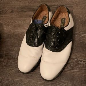 Men’s icon black footjoy golf shoes